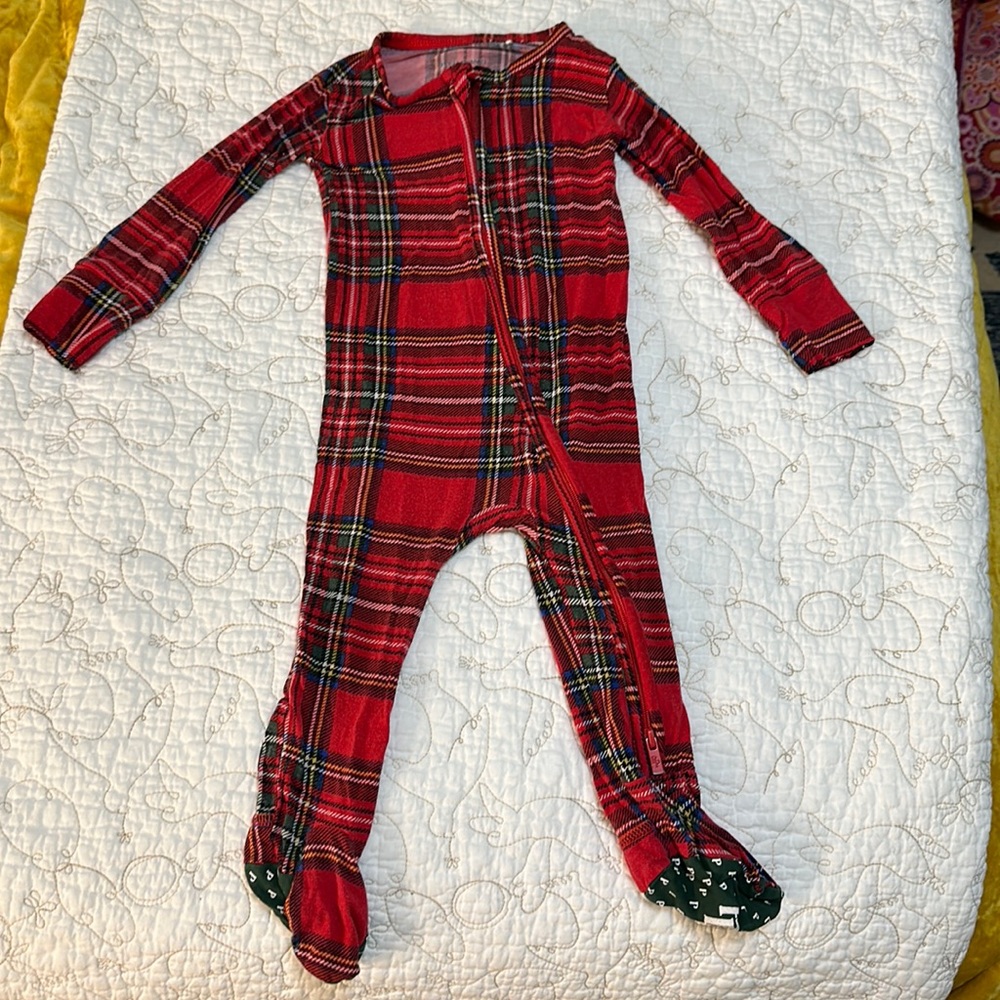 Posh peanut plaid bamboo footie